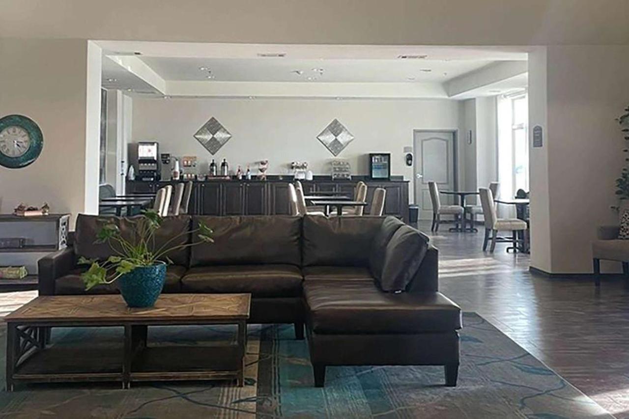 Baymont By Wyndham Andrews Tx Hotel ภายนอก รูปภาพ